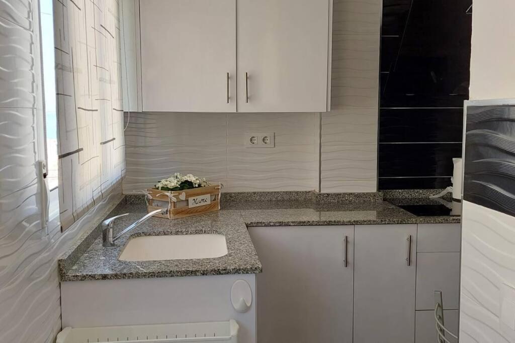 Apartamento Playa Piles -Familias- Eksteriør billede