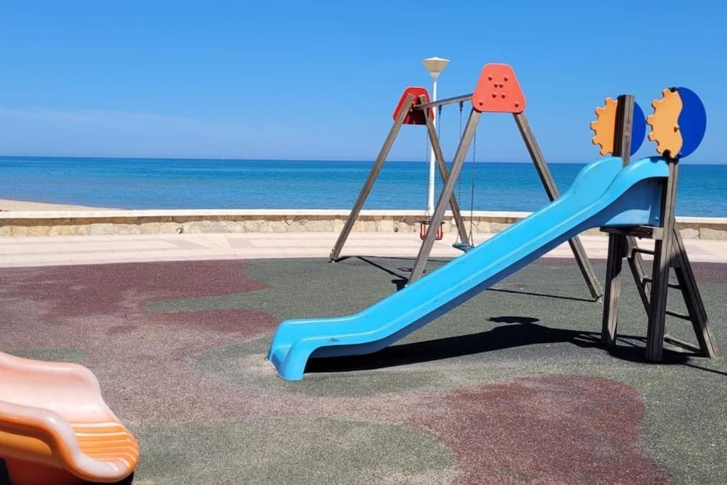 Apartamento Playa Piles -Familias- Eksteriør billede